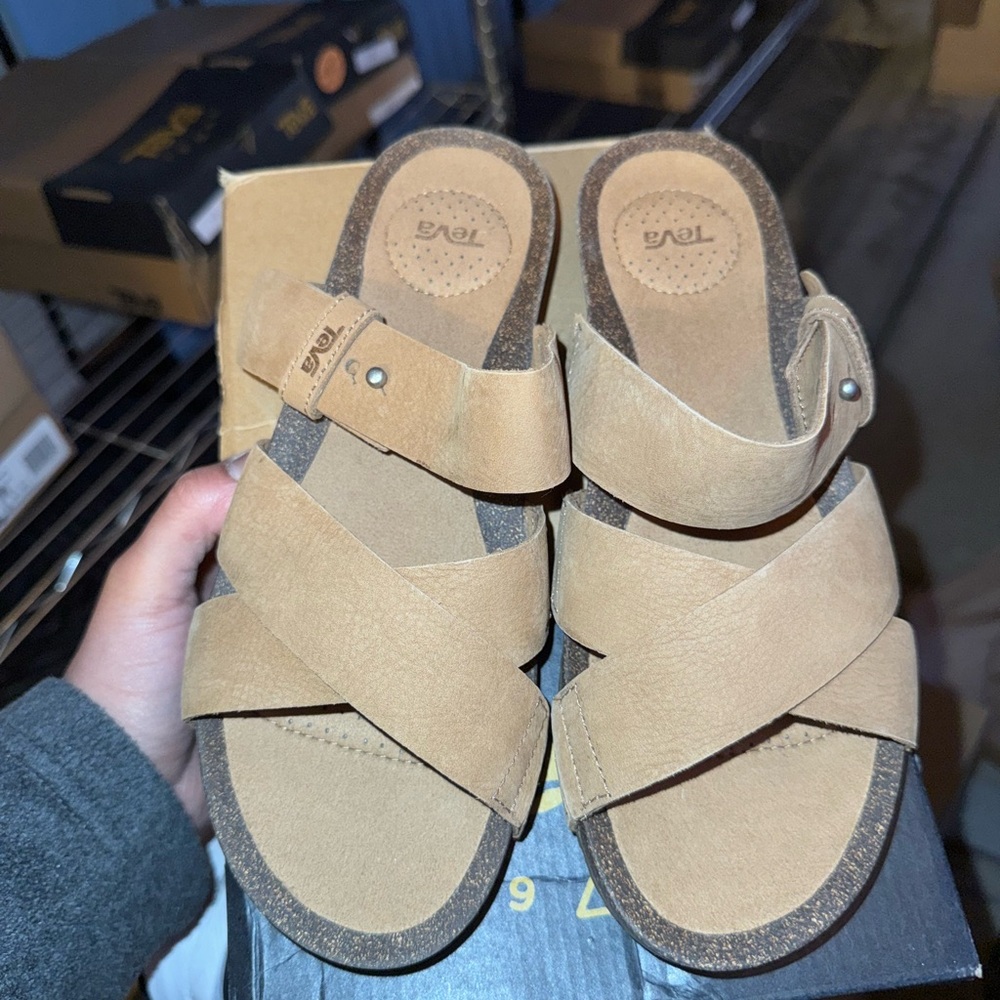 Ugg mamonia slide